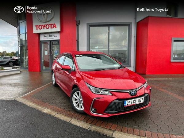 Toyota Corolla Saloon, Petrol Hybrid, 2023, Red