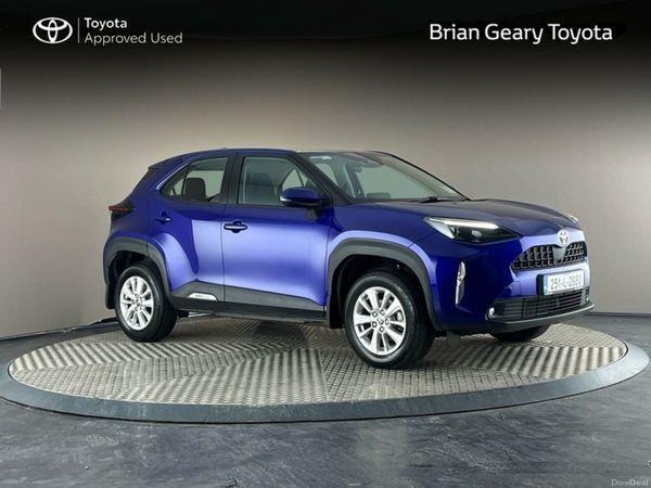 Toyota Yaris Cross Hatchback, Petrol Hybrid, 2025, Blue