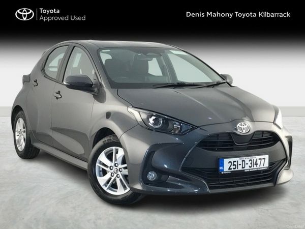 Toyota Yaris Hatchback, Petrol Hybrid, 2025, Grey