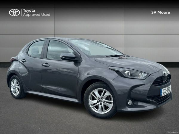 Toyota Yaris Hatchback, Petrol, 2022, Grey