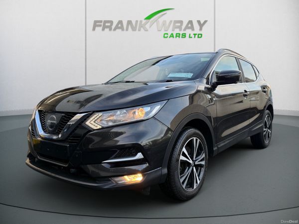 Nissan Qashqai SUV, Diesel, 2017, Black