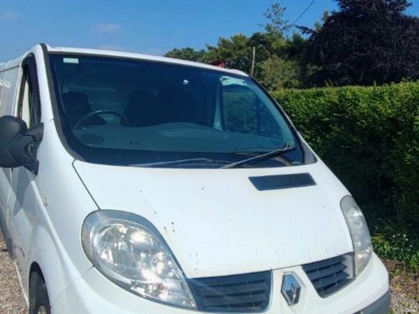 Renault Dodge Van, Diesel, 2010, White