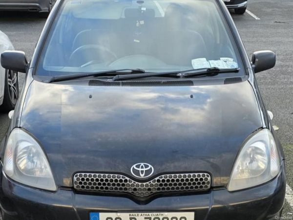 Toyota Yaris Hatchback, Petrol, 2003, Black