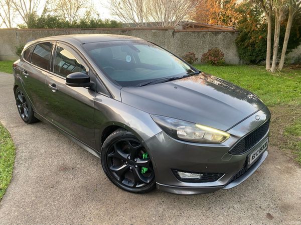 Ford Focus Hatchback, Diesel, 2016, Grey