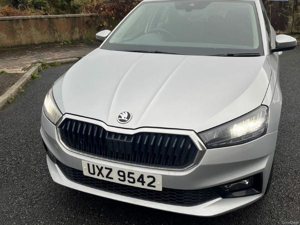 Skoda Fabia Hatchback, Petrol, 2023, Silver