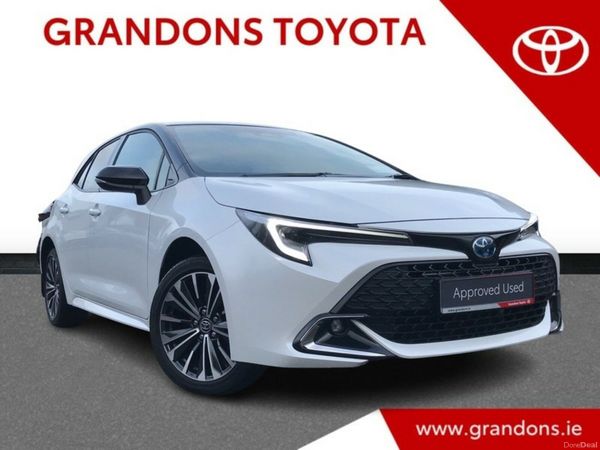 Toyota Corolla Hatchback, Petrol Hybrid, 2025, White