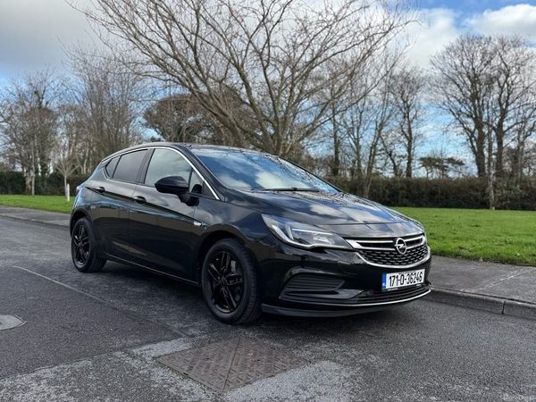 Opel Astra Hatchback, Diesel, 2017, Black