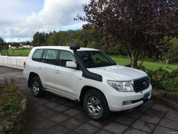 Toyota Land Cruiser SUV, Diesel, 2007, White