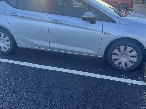 Opel Astra Hatchback, Petrol, 2019, Grey