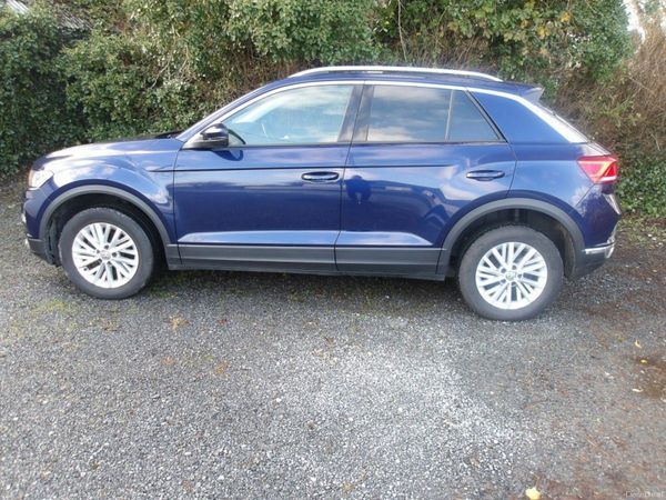 Volkswagen T-Roc SUV, Diesel, 2019, Blue