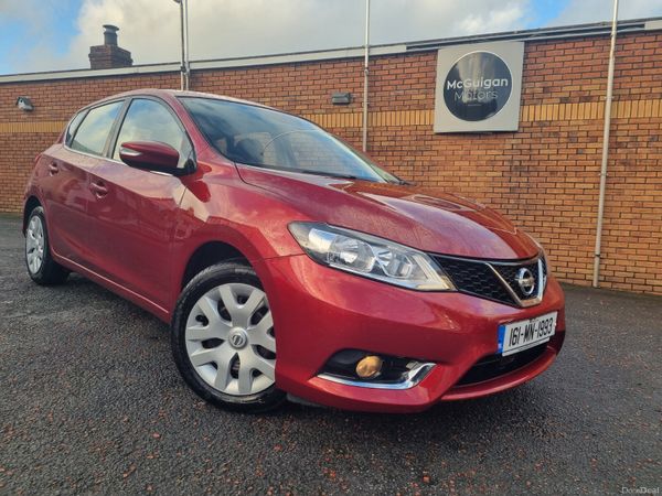 Nissan Pulsar Hatchback, Diesel, 2016, Red