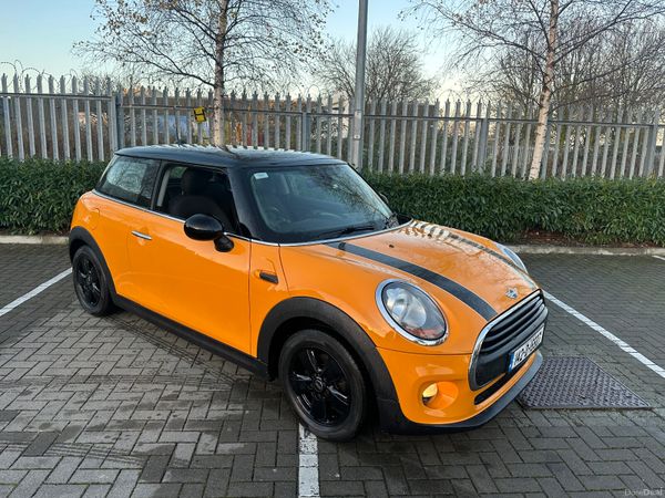 Mini One Hatchback, Petrol, 2014, Orange