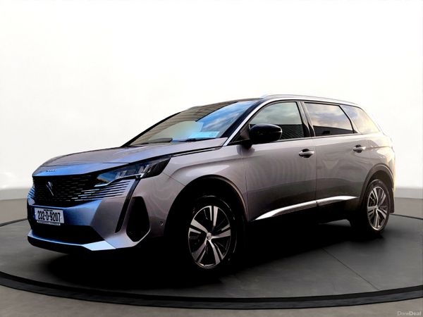 Peugeot 5008 MPV, Diesel, 2023, Grey