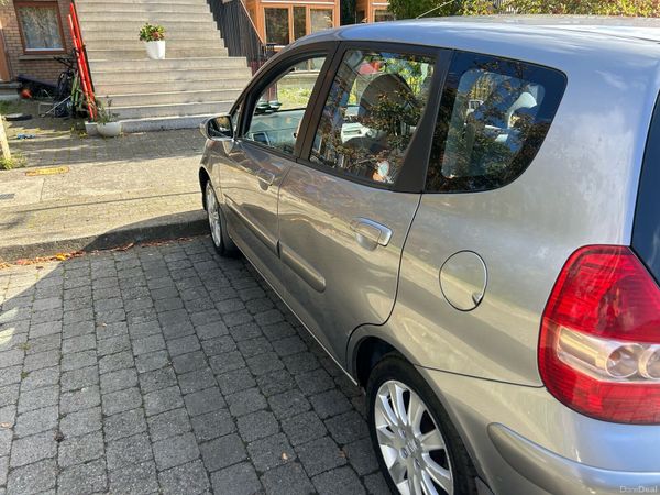 Honda Jazz Hatchback, Petrol, 2005, Grey