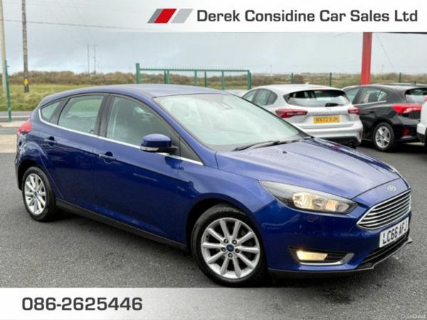 Ford Focus Hatchback, Diesel, 2017, Blue