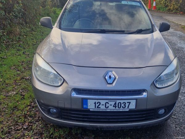 Renault Fluence Saloon, Diesel, 2012, Gold