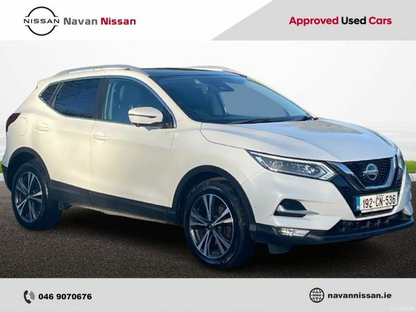 Nissan Qashqai Hatchback, Diesel, 2019, White