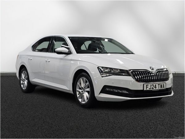 Skoda Superb Hatchback, Diesel, 2024, White