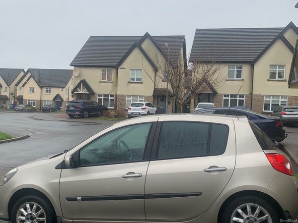 Renault Clio Hatchback, Petrol, 2007, Yellow