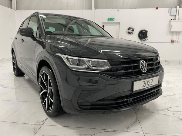Volkswagen Tiguan SUV, Petrol Hybrid, 2022, Grey