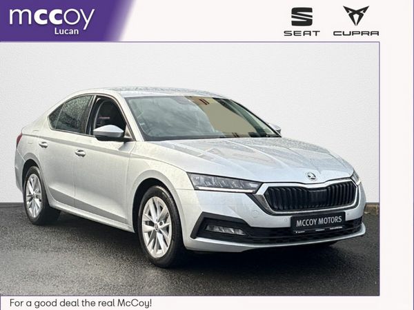 Skoda Octavia Hatchback, Petrol Plug-in Hybrid, 2024, Silver
