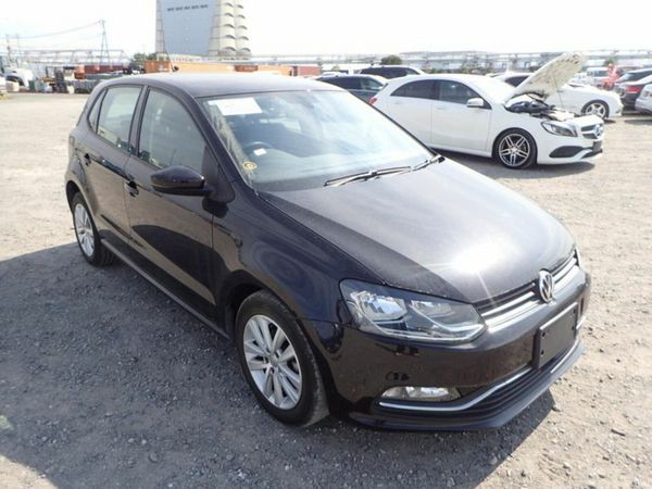 Volkswagen Polo Hatchback, Petrol, 2016, Black