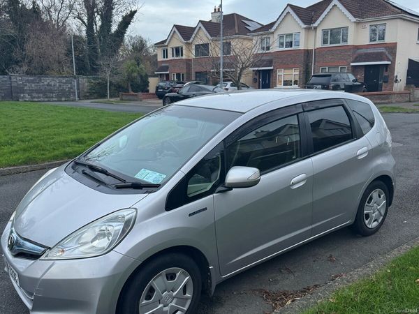 Honda Fit Hatchback, Petrol Hybrid, 2012, Silver