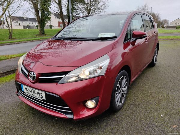 Toyota Verso MPV, Diesel, 2016, Red