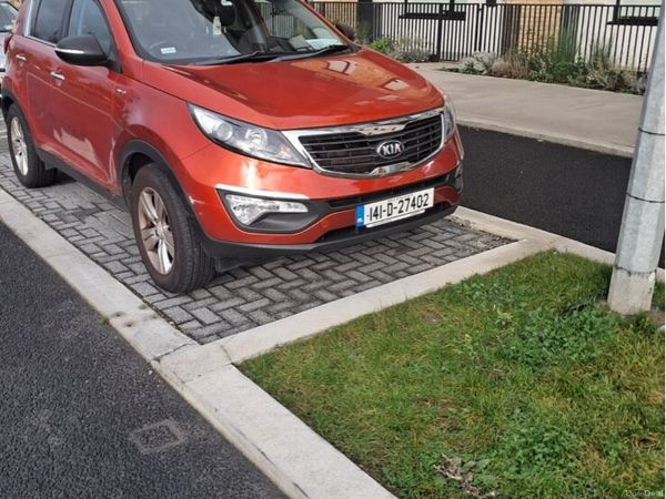 Kia Sportage SUV, Diesel, 2014, Orange