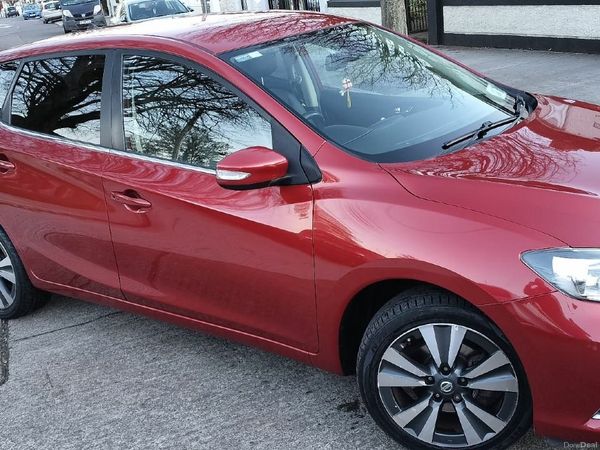 Nissan Pulsar Hatchback, Petrol, 2017, Red