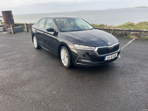 Skoda Octavia Saloon, Diesel, 2024, Black