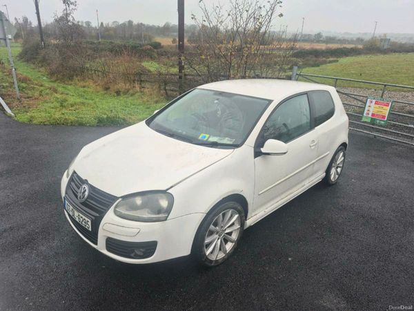 Volkswagen Golf Hatchback, Petrol, 2007, White