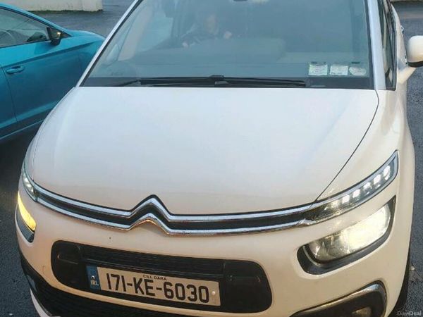 Citroen C4 Hatchback, Diesel, 2017, White