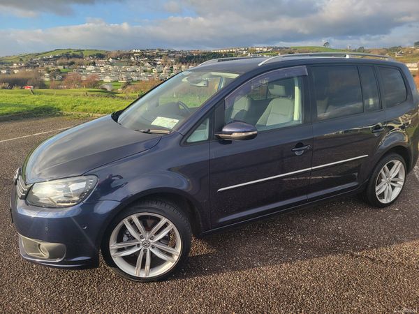 Volkswagen Touran MPV, Petrol, 2013, Blue