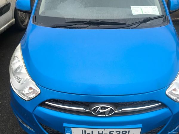 Hyundai i10 Hatchback, Petrol, 2011, Blue