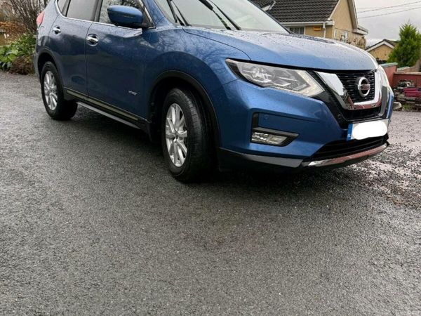 Nissan X-Trail SUV, Petrol Hybrid, 2017, Blue
