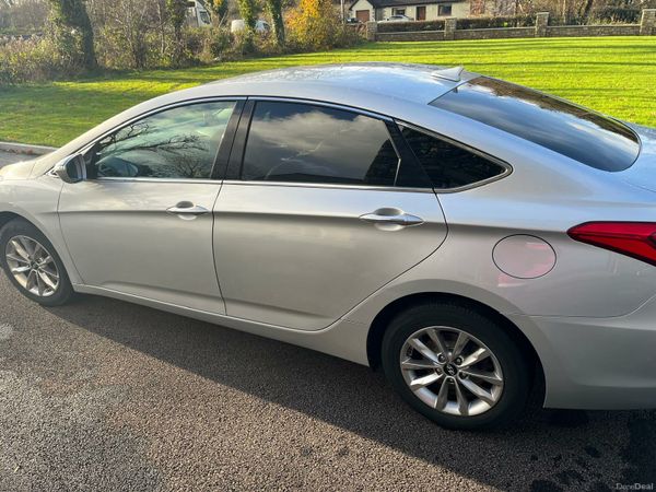 Hyundai i40 Saloon, Diesel, 2018, Silver
