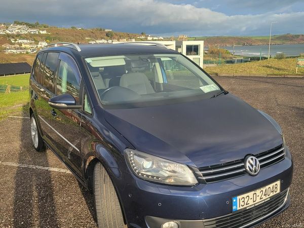 Volkswagen Touran MPV, Petrol, 2013, Blue