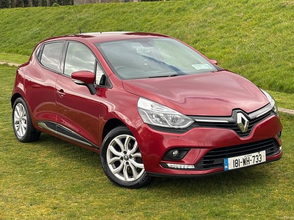 Renault Clio Hatchback, Petrol, 2018, Red