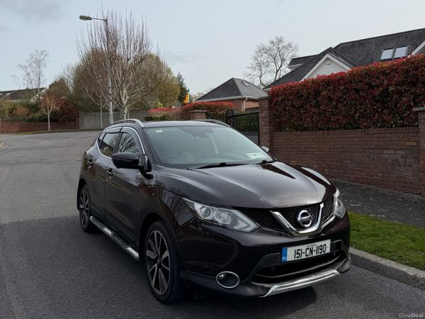 Nissan Qashqai Hatchback, Diesel, 2015, Black
