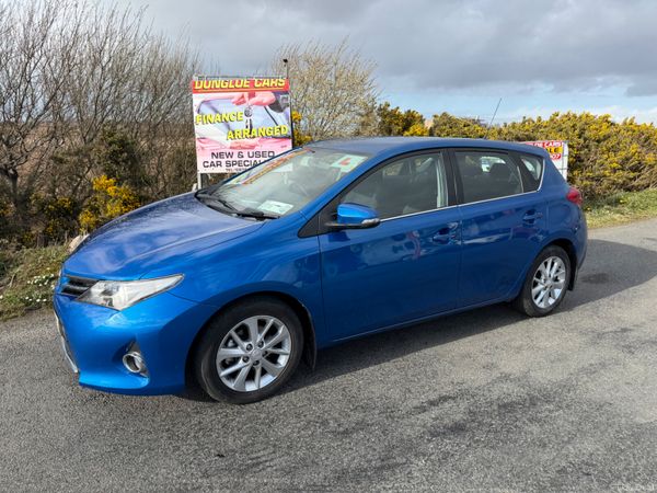 Toyota Auris Hatchback, Diesel, 2014, Blue