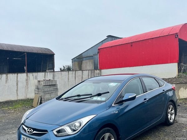 Hyundai i40 Saloon, Diesel, 2014, Blue