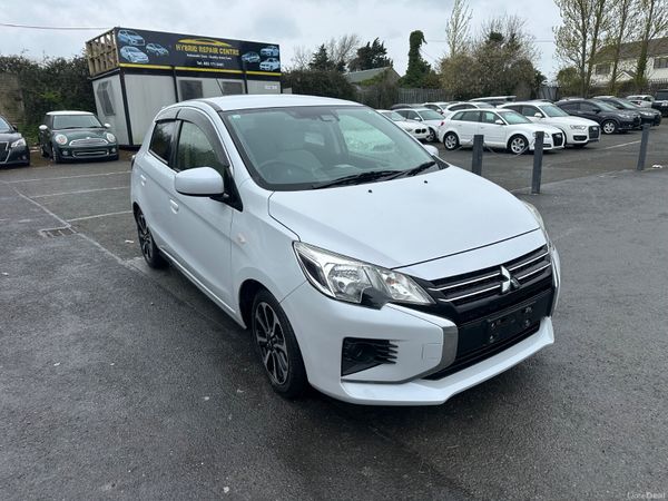 Mitsubishi Mirage Hatchback, Petrol, 2020, White