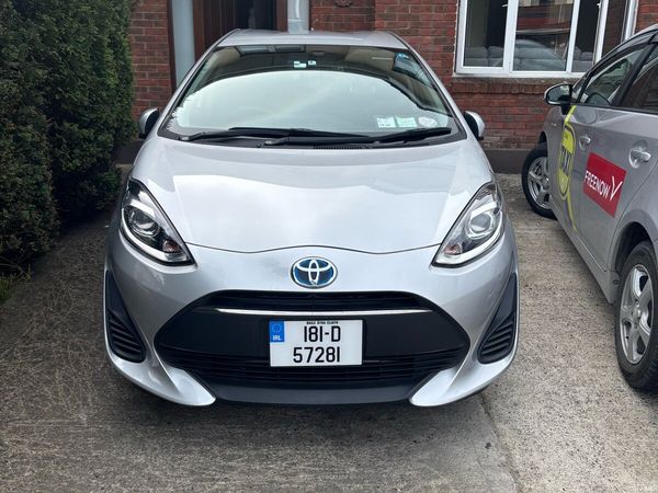 Toyota Aqua Hatchback, Petrol Hybrid, 2018, Silver