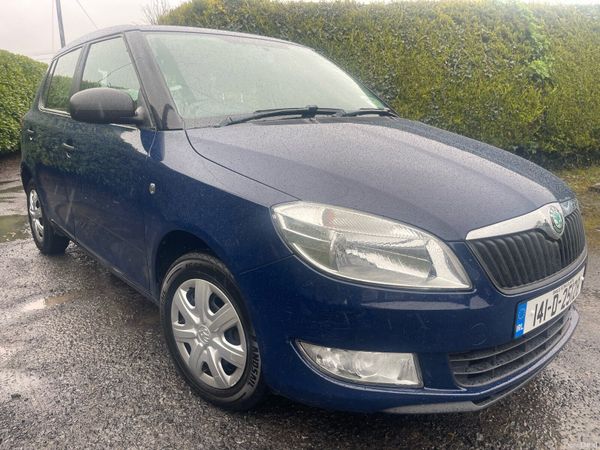 Skoda Fabia Hatchback, Petrol, 2014, Blue