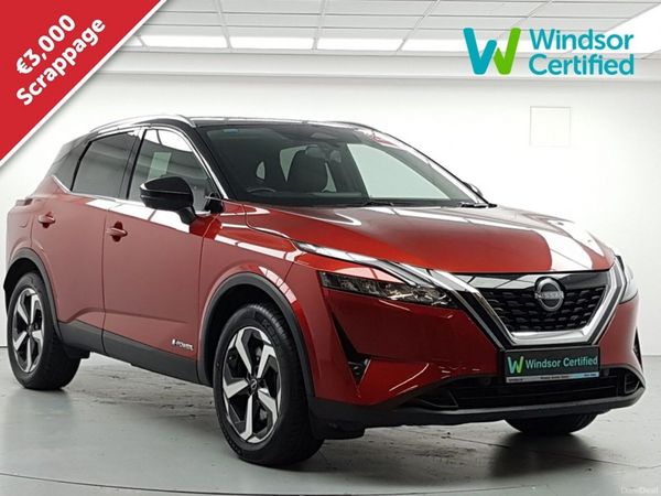 Nissan Qashqai MPV, Petrol, 2023, Orange