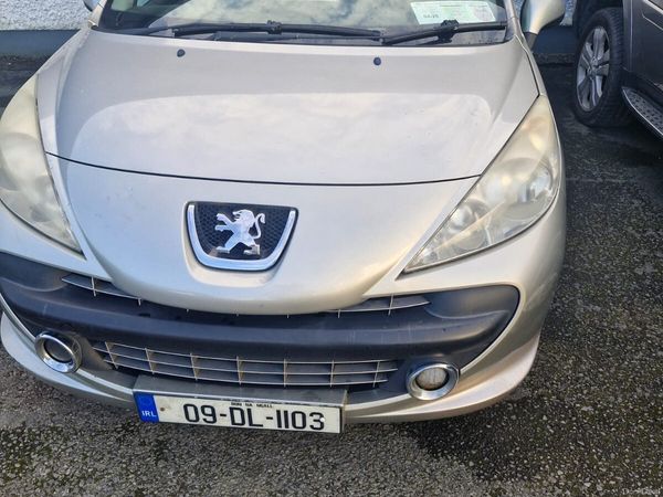 Peugeot 207 Hatchback, Petrol, 2009, Silver