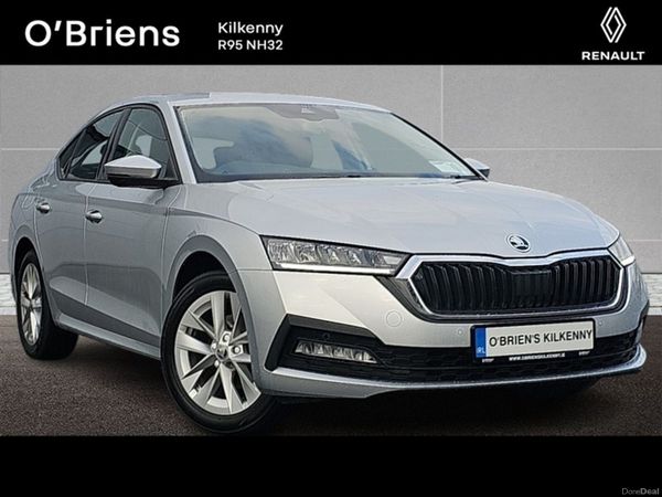 Skoda Octavia Saloon, Petrol, 2024, Silver