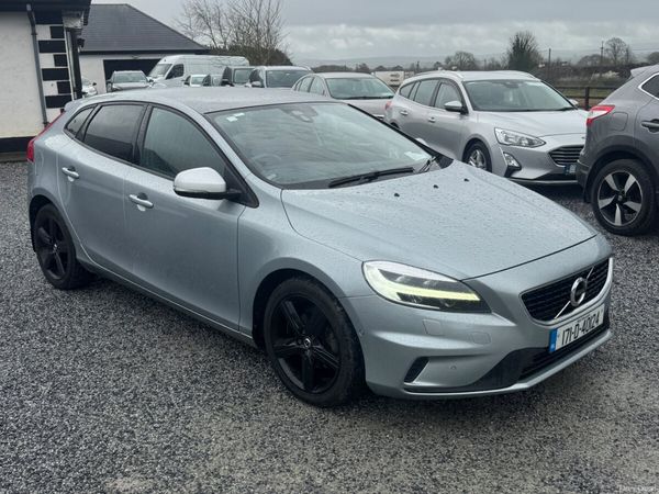 Volvo V40 Hatchback, Diesel, 2017, Grey