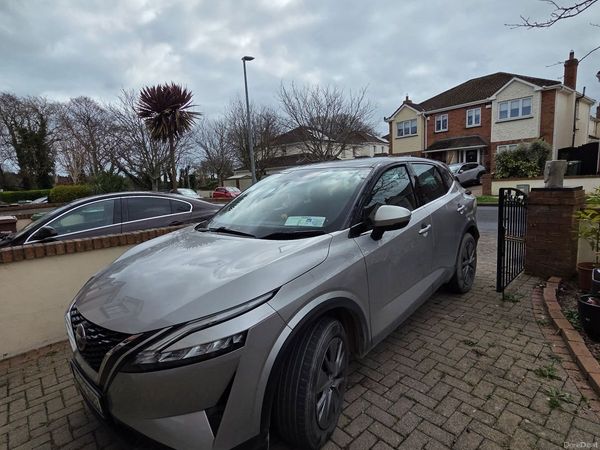 Nissan Qashqai MPV, Petrol, 2022, Grey